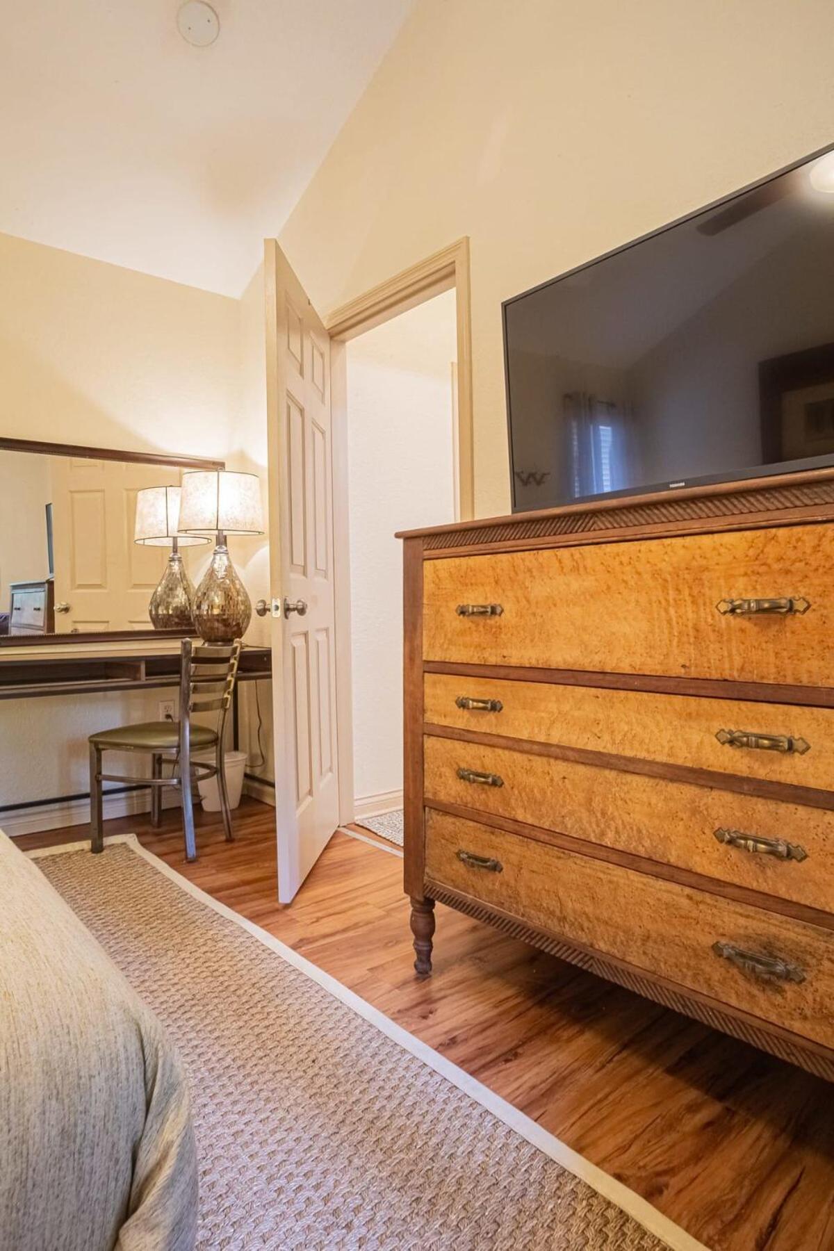 Holiday home C In The Art & Craft Community *